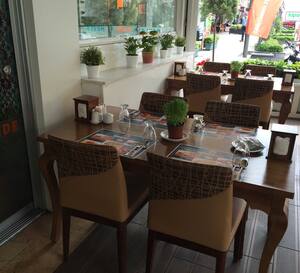 Mevlana Pide Cumhuriyet Istanbul